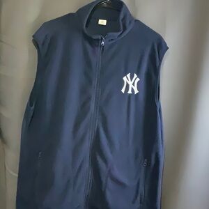 NY Yankees Fleece Vest Size XL